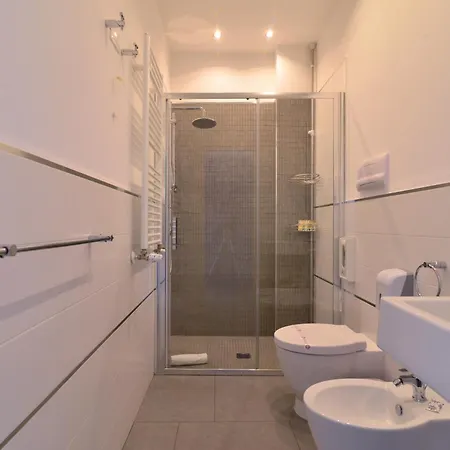 Le Porte Del Centro Bed & Breakfast 4*