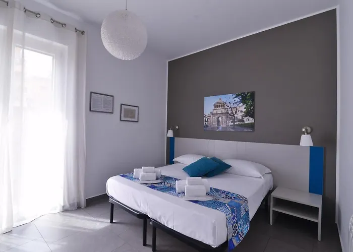 Le Porte Del Centro Bed & Breakfast 4*